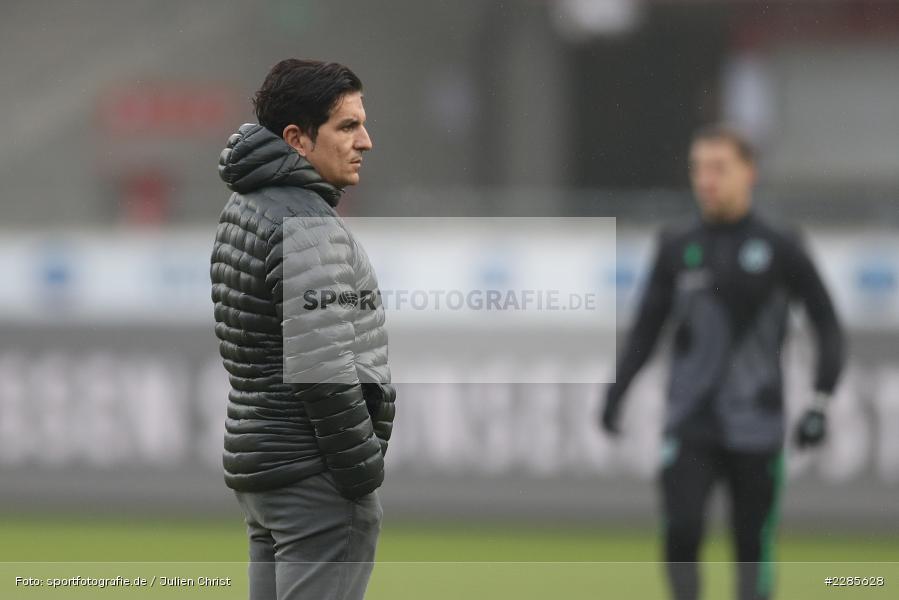 Trainer, Kenan Kocak, Voith-Arena, Heidenheim, 12.12.2020, DFL, sport, action, Fussball, Deutschland, Dezember 2020, Saison 2020/2021, 2. Bundesliga, Hannover 96, 1. FC Heidenheim 1846 - Bild-ID: 2285628 Trainer, Kenan Kocak, Voith-Arena, Heidenheim, 12.12.2020, DFL, sport, action, Fussball, Deutschland, Dezember 2020, Saison 2020/2021, 2. Bundesliga, Hannover 96, 1. FC Heidenheim 1846 - Bild-ID: 2285628