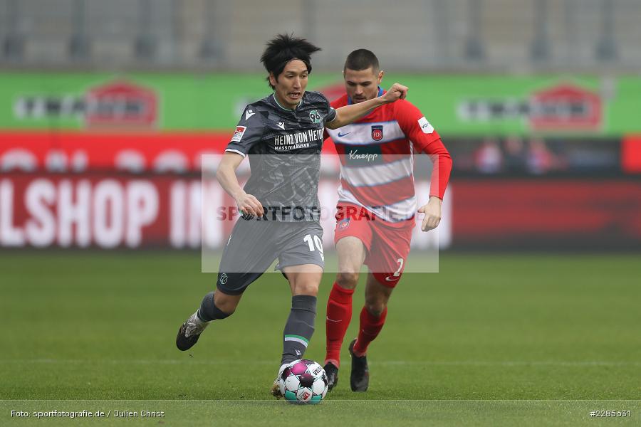 Marnon Busch, Genki Haraguchi, Voith-Arena, Heidenheim, 12.12.2020, DFL, sport, action, Fussball, Deutschland, Dezember 2020, Saison 2020/2021, 2. Bundesliga, Hannover 96, 1. FC Heidenheim 1846 - Bild-ID: 2285631 Marnon Busch, Genki Haraguchi, Voith-Arena, Heidenheim, 12.12.2020, DFL, sport, action, Fussball, Deutschland, Dezember 2020, Saison 2020/2021, 2. Bundesliga, Hannover 96, 1. FC Heidenheim 1846 - Bild-ID: 2285631