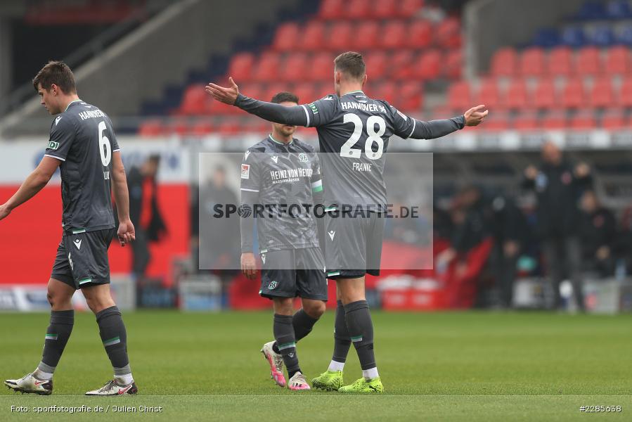 enttäuscht, Jaka Bijol, Marcel Franke, Voith-Arena, Heidenheim, 12.12.2020, DFL, sport, action, Fussball, Deutschland, Dezember 2020, Saison 2020/2021, 2. Bundesliga, Hannover 96, 1. FC Heidenheim 1846 - Bild-ID: 2285638