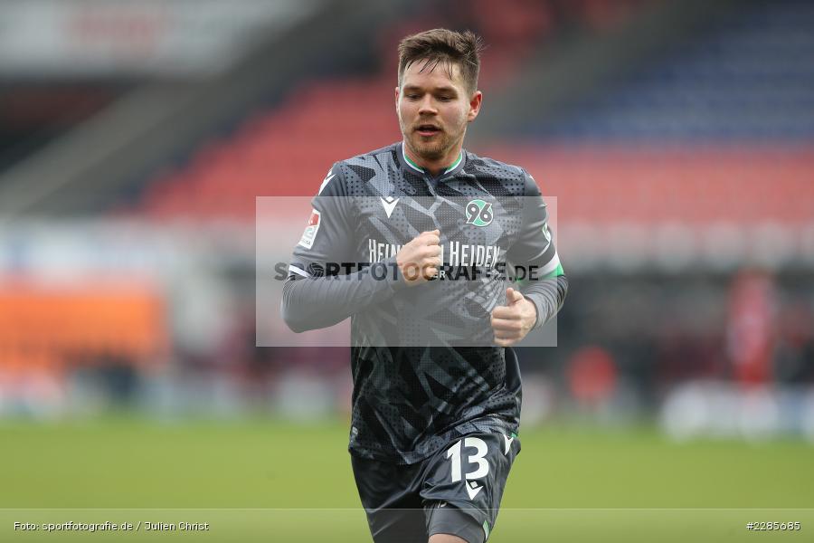Dominik Kaiser, Voith-Arena, Heidenheim, 12.12.2020, DFL, sport, action, Fussball, Deutschland, Dezember 2020, Saison 2020/2021, 2. Bundesliga, Hannover 96, 1. FC Heidenheim 1846 - Bild-ID: 2285685 Dominik Kaiser, Voith-Arena, Heidenheim, 12.12.2020, DFL, sport, action, Fussball, Deutschland, Dezember 2020, Saison 2020/2021, 2. Bundesliga, Hannover 96, 1. FC Heidenheim 1846 - Bild-ID: 2285685