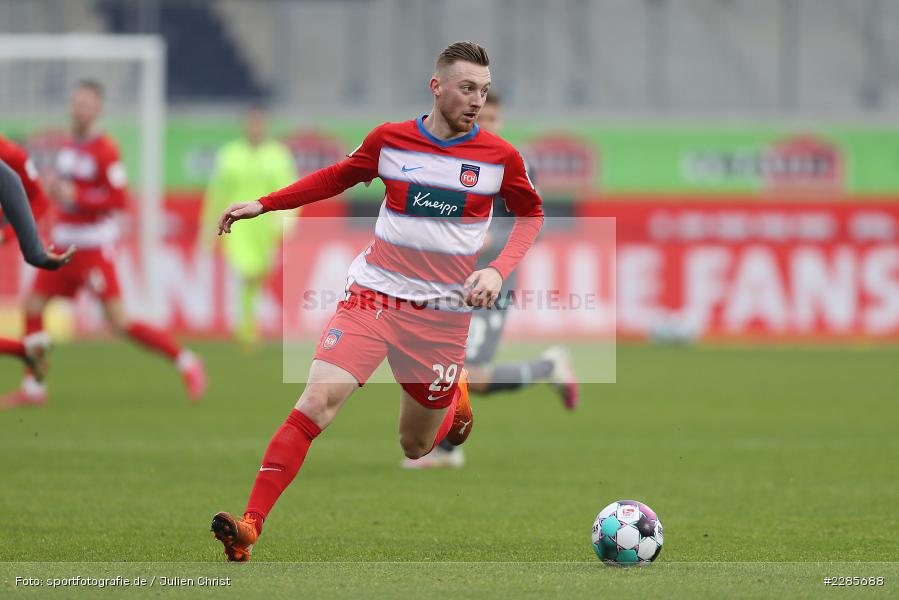 Tobias Mohr, Voith-Arena, Heidenheim, 12.12.2020, DFL, sport, action, Fussball, Deutschland, Dezember 2020, Saison 2020/2021, 2. Bundesliga, Hannover 96, 1. FC Heidenheim 1846 - Bild-ID: 2285688 Tobias Mohr, Voith-Arena, Heidenheim, 12.12.2020, DFL, sport, action, Fussball, Deutschland, Dezember 2020, Saison 2020/2021, 2. Bundesliga, Hannover 96, 1. FC Heidenheim 1846 - Bild-ID: 2285688