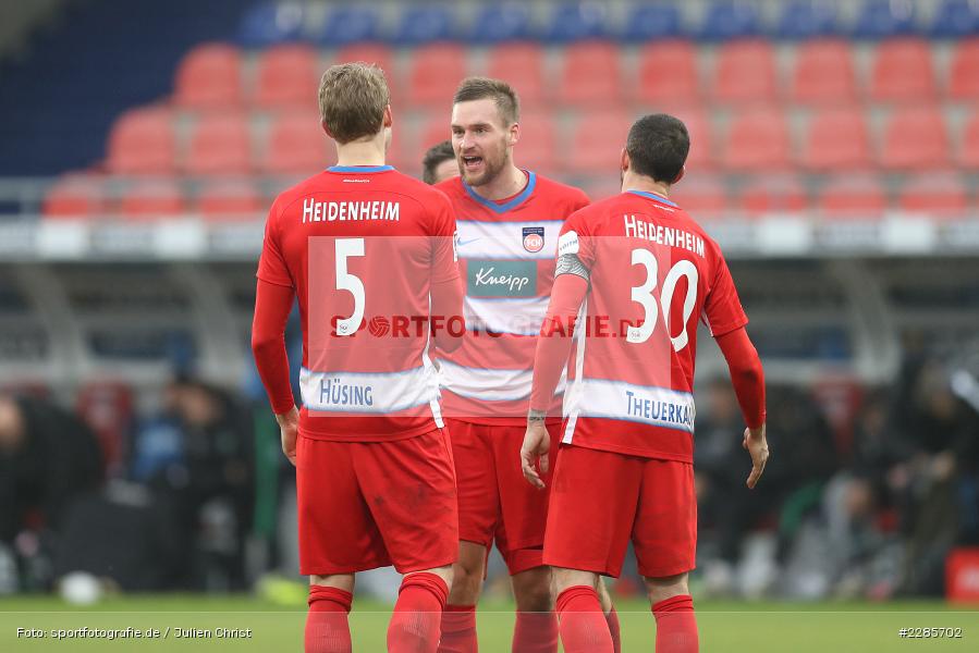 Norman Theuerkauf, Oliver Hüsing, Jubel, Patrick Mainka, Voith-Arena, Heidenheim, 12.12.2020, DFL, sport, action, Fussball, Deutschland, Dezember 2020, Saison 2020/2021, 2. Bundesliga, Hannover 96, 1. FC Heidenheim 1846 - Bild-ID: 2285702 Norman Theuerkauf, Oliver Hüsing, Jubel, Patrick Mainka, Voith-Arena, Heidenheim, 12.12.2020, DFL, sport, action, Fussball, Deutschland, Dezember 2020, Saison 2020/2021, 2. Bundesliga, Hannover 96, 1. FC Heidenheim 1846 - Bild-ID: 2285702