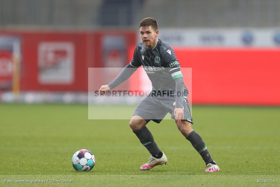 Dominik Kaiser, Voith-Arena, Heidenheim, 12.12.2020, DFL, sport, action, Fussball, Deutschland, Dezember 2020, Saison 2020/2021, 2. Bundesliga, Hannover 96, 1. FC Heidenheim 1846 - Bild-ID: 2285726 Dominik Kaiser, Voith-Arena, Heidenheim, 12.12.2020, DFL, sport, action, Fussball, Deutschland, Dezember 2020, Saison 2020/2021, 2. Bundesliga, Hannover 96, 1. FC Heidenheim 1846 - Bild-ID: 2285726