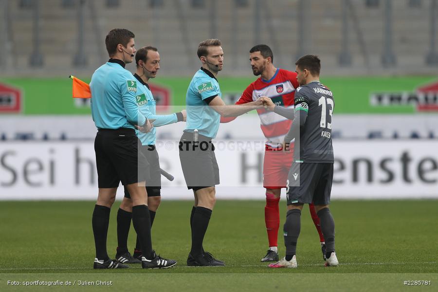 Dominik Kaiser, Florian Exner, Bastian Börner, Sven Waschitzki, Voith-Arena, Heidenheim, 12.12.2020, DFL, sport, action, Fussball, Deutschland, Dezember 2020, Saison 2020/2021, 2. Bundesliga, Hannover 96, 1. FC Heidenheim 1846 - Bild-ID: 2285781 Dominik Kaiser, Florian Exner, Bastian Börner, Sven Waschitzki, Voith-Arena, Heidenheim, 12.12.2020, DFL, sport, action, Fussball, Deutschland, Dezember 2020, Saison 2020/2021, 2. Bundesliga, Hannover 96, 1. FC Heidenheim 1846 - Bild-ID: 2285781