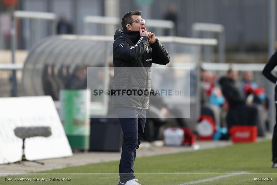 gestikuliert, Trainer, Jens Scheuer, Stadion am Brentanobad, Frankfurt, 13.12.2020, DFL, sport, action, Fussball, Deutschland, Dezember 2020, Saison 2020/2021, Frauen-Bundesliga, FFBL, FLYERALARM Frauen-Bundesliga, FC Bayern München, Eintracht Frankfurt - Bild-ID: 2285900 gestikuliert, Trainer, Jens Scheuer, Stadion am Brentanobad, Frankfurt, 13.12.2020, DFL, sport, action, Fussball, Deutschland, Dezember 2020, Saison 2020/2021, Frauen-Bundesliga, FFBL, FLYERALARM Frauen-Bundesliga, FC Bayern München, Eintracht Frankfurt - Bild-ID: 2285900