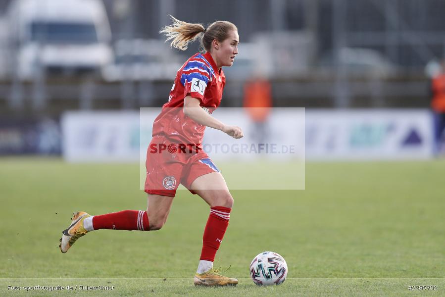 Ballbesitz, Sydney Lohmann, Stadion am Brentanobad, Frankfurt, 13.12.2020, DFL, sport, action, Fussball, Deutschland, Dezember 2020, Saison 2020/2021, Frauen-Bundesliga, FFBL, FLYERALARM Frauen-Bundesliga, FC Bayern München, Eintracht Frankfurt - Bild-ID: 2285902 Ballbesitz, Sydney Lohmann, Stadion am Brentanobad, Frankfurt, 13.12.2020, DFL, sport, action, Fussball, Deutschland, Dezember 2020, Saison 2020/2021, Frauen-Bundesliga, FFBL, FLYERALARM Frauen-Bundesliga, FC Bayern München, Eintracht Frankfurt - Bild-ID: 2285902