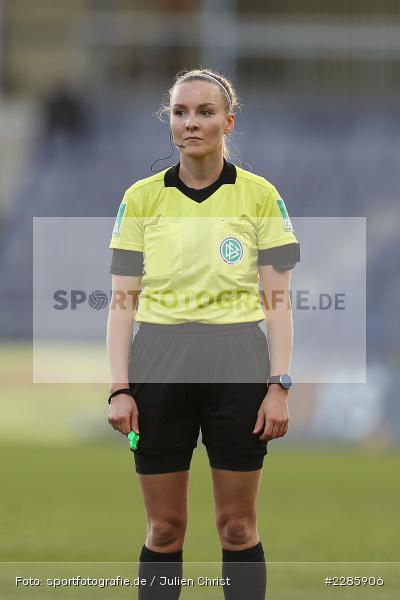 Südwestdeutscher FV, Schiedsrichter, Fabienne Michel, Stadion am Brentanobad, Frankfurt, 13.12.2020, DFL, sport, action, Fussball, Deutschland, Dezember 2020, Saison 2020/2021, Frauen-Bundesliga, FFBL, FLYERALARM Frauen-Bundesliga, FC Bayern München, Eintracht Frankfurt - Bild-ID: 2285906 Südwestdeutscher FV, Schiedsrichter, Fabienne Michel, Stadion am Brentanobad, Frankfurt, 13.12.2020, DFL, sport, action, Fussball, Deutschland, Dezember 2020, Saison 2020/2021, Frauen-Bundesliga, FFBL, FLYERALARM Frauen-Bundesliga, FC Bayern München, Eintracht Frankfurt - Bild-ID: 2285906
