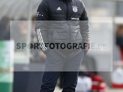 Fotos von Eintracht Frankfurt - FC Bayern München auf sportfotografie.de