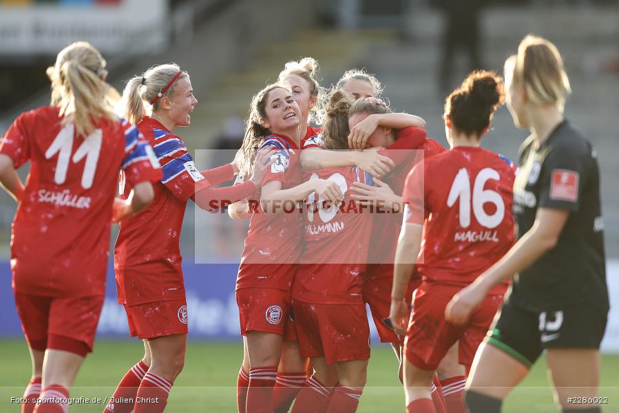 Sydney Lohmann, Carolin Simon, Hanna Glas, Lea Schüller, Lina Magull, Linda Dallmann, Sarah Zadrazil, Stadion am Brentanobad, Frankfurt, 13.12.2020, DFL, sport, action, Fussball, Deutschland, Dezember 2020, Saison 2020/2021, Frauen-Bundesliga, FFBL, FLYERALARM Frauen-Bundesliga, FC Bayern München, Eintracht Frankfurt - Bild-ID: 2286022 Sydney Lohmann, Carolin Simon, Hanna Glas, Lea Schüller, Lina Magull, Linda Dallmann, Sarah Zadrazil, Stadion am Brentanobad, Frankfurt, 13.12.2020, DFL, sport, action, Fussball, Deutschland, Dezember 2020, Saison 2020/2021, Frauen-Bundesliga, FFBL, FLYERALARM Frauen-Bundesliga, FC Bayern München, Eintracht Frankfurt - Bild-ID: 2286022