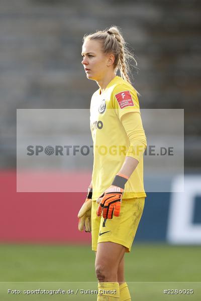 Merle Frohms, Stadion am Brentanobad, Frankfurt, 13.12.2020, DFL, sport, action, Fussball, Deutschland, Dezember 2020, Saison 2020/2021, Frauen-Bundesliga, FFBL, FLYERALARM Frauen-Bundesliga, FC Bayern München, Eintracht Frankfurt - Bild-ID: 2286025 Merle Frohms, Stadion am Brentanobad, Frankfurt, 13.12.2020, DFL, sport, action, Fussball, Deutschland, Dezember 2020, Saison 2020/2021, Frauen-Bundesliga, FFBL, FLYERALARM Frauen-Bundesliga, FC Bayern München, Eintracht Frankfurt - Bild-ID: 2286025