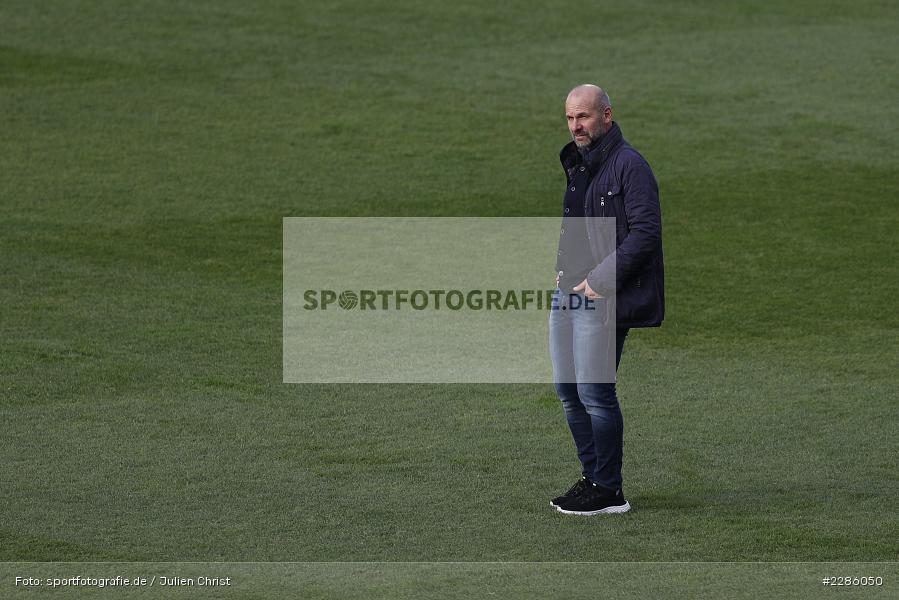 Rasen, Trainer, Bernhard Trares, Merck-Stadion, Darmstadt, 19.12.2020, DFL, sport, action, Fussball, Deutschland, Dezember 2020, Saison 2020/2021, 2. Bundesliga, FC Würzburger Kickers, SV Darmstadt 98 - Bild-ID: 2286050 Rasen, Trainer, Bernhard Trares, Merck-Stadion, Darmstadt, 19.12.2020, DFL, sport, action, Fussball, Deutschland, Dezember 2020, Saison 2020/2021, 2. Bundesliga, FC Würzburger Kickers, SV Darmstadt 98 - Bild-ID: 2286050