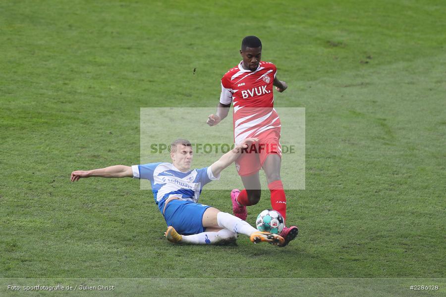 Leroy Kwadwo, Tim Skarke, Merck-Stadion, Darmstadt, 19.12.2020, DFL, sport, action, Fussball, Deutschland, Dezember 2020, Saison 2020/2021, 2. Bundesliga, FC Würzburger Kickers, SV Darmstadt 98 - Bild-ID: 2286128 Leroy Kwadwo, Tim Skarke, Merck-Stadion, Darmstadt, 19.12.2020, DFL, sport, action, Fussball, Deutschland, Dezember 2020, Saison 2020/2021, 2. Bundesliga, FC Würzburger Kickers, SV Darmstadt 98 - Bild-ID: 2286128