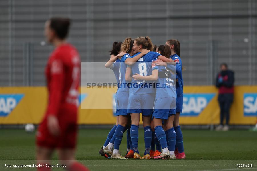 Maximiliane Rall, Jule Brand, Tabea Waßmuth, Fabienne Dongus, Tor, Torjubel, Nicole Billa, Dietmar-Hopp-Stadion, Sinsheim, 20.12.2020, DFL, sport, action, Fussball, Deutschland, Dezember 2020, Saison 2020/2021, Frauen-Bundesliga, FFBL, FLYERALARM Frauen-Bundesliga, 1. FFC Turbine Potsdam, TSG Hoffenheim - Bild-ID: 2286213