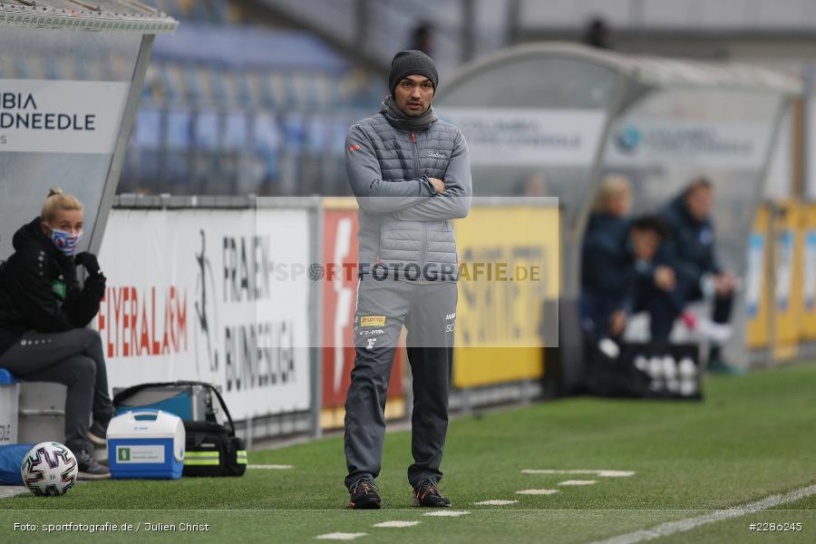 Trainer, Sofian Chahed, Dietmar-Hopp-Stadion, Sinsheim, 20.12.2020, DFL, sport, action, Fussball, Deutschland, Dezember 2020, Saison 2020/2021, Frauen-Bundesliga, FFBL, FLYERALARM Frauen-Bundesliga, 1. FFC Turbine Potsdam, TSG Hoffenheim - Bild-ID: 2286245