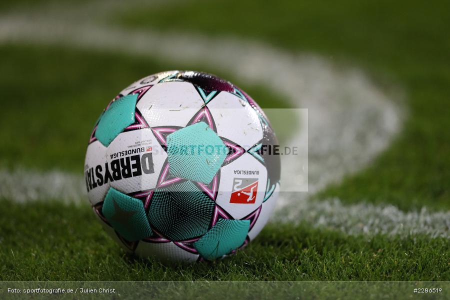 Pitch, Nass, Rasen, Symbolbild, Spielball, FLYERALARM Arena, Würzburg, 06.01.2021, DFL, sport, action, Fussball, Deutschland, Januar 2021, Saison 2020/2021, FCSP, FWK, Bundesliga, 2. Bundesliga, FC St. Pauli, FC Würzburger Kickers - Bild-ID: 2286519 Pitch, Nass, Rasen, Symbolbild, Spielball, FLYERALARM Arena, Würzburg, 06.01.2021, DFL, sport, action, Fussball, Deutschland, Januar 2021, Saison 2020/2021, FCSP, FWK, Bundesliga, 2. Bundesliga, FC St. Pauli, FC Würzburger Kickers - Bild-ID: 2286519