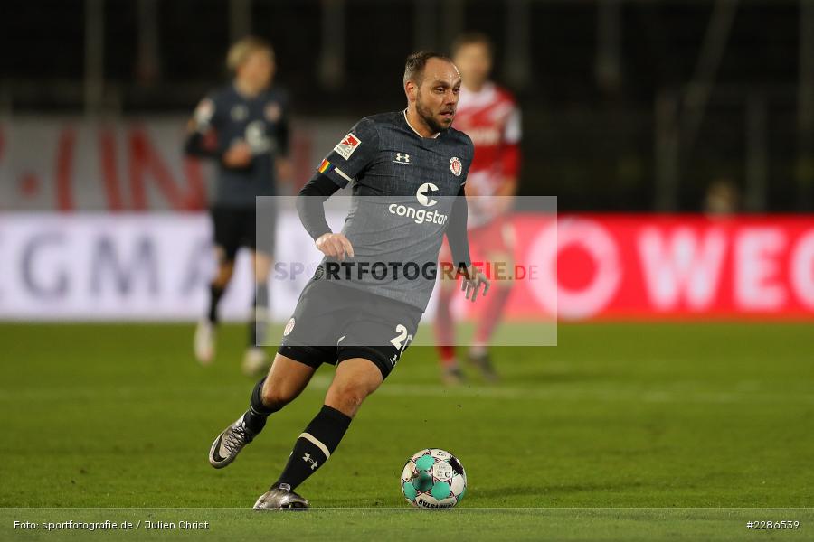 Rico Benatelli, FLYERALARM Arena, Würzburg, 06.01.2021, DFL, sport, action, Fussball, Deutschland, Januar 2021, Saison 2020/2021, FCSP, FWK, Bundesliga, 2. Bundesliga, FC St. Pauli, FC Würzburger Kickers - Bild-ID: 2286539 Rico Benatelli, FLYERALARM Arena, Würzburg, 06.01.2021, DFL, sport, action, Fussball, Deutschland, Januar 2021, Saison 2020/2021, FCSP, FWK, Bundesliga, 2. Bundesliga, FC St. Pauli, FC Würzburger Kickers - Bild-ID: 2286539