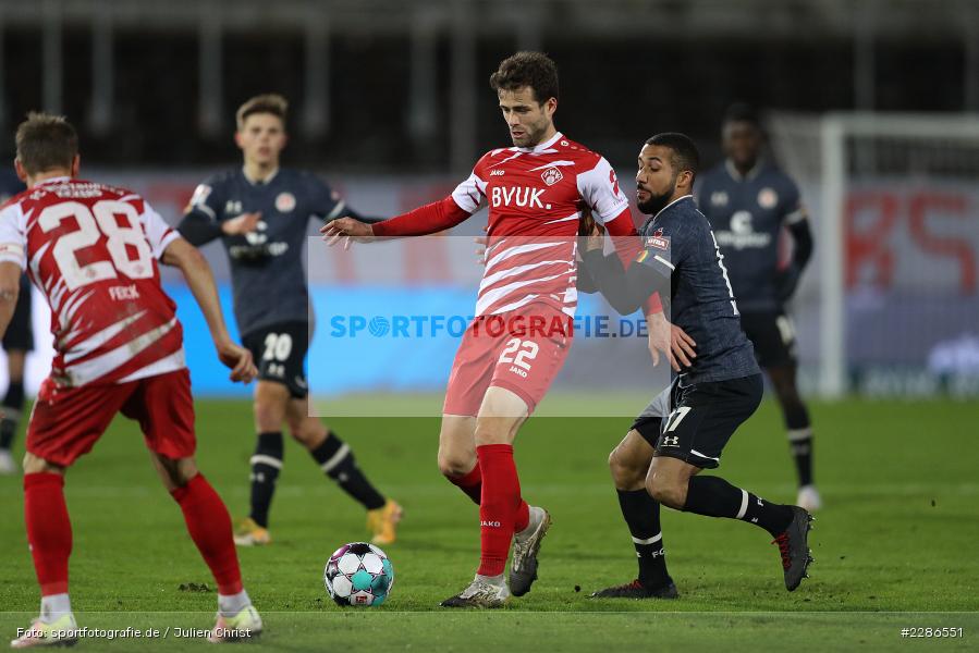 Daniel-Kofi Kyereh, Daniel Hägele, FLYERALARM Arena, Würzburg, 06.01.2021, DFL, sport, action, Fussball, Deutschland, Januar 2021, Saison 2020/2021, FCSP, FWK, Bundesliga, 2. Bundesliga, FC St. Pauli, FC Würzburger Kickers - Bild-ID: 2286551 Daniel-Kofi Kyereh, Daniel Hägele, FLYERALARM Arena, Würzburg, 06.01.2021, DFL, sport, action, Fussball, Deutschland, Januar 2021, Saison 2020/2021, FCSP, FWK, Bundesliga, 2. Bundesliga, FC St. Pauli, FC Würzburger Kickers - Bild-ID: 2286551