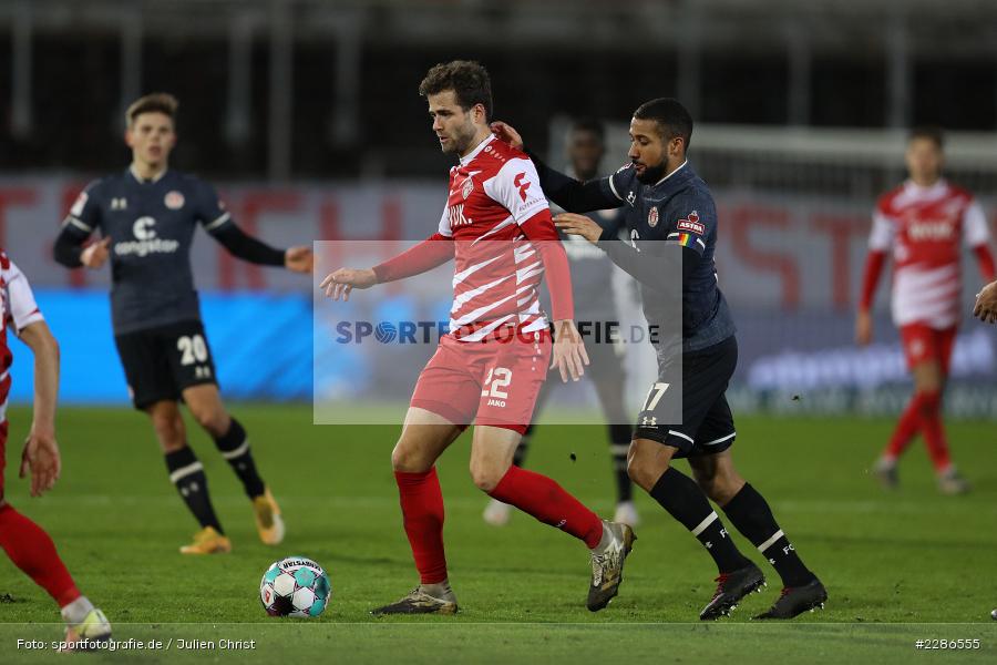 Daniel-Kofi Kyereh, Daniel Hägele, FLYERALARM Arena, Würzburg, 06.01.2021, DFL, sport, action, Fussball, Deutschland, Januar 2021, Saison 2020/2021, FCSP, FWK, Bundesliga, 2. Bundesliga, FC St. Pauli, FC Würzburger Kickers - Bild-ID: 2286555 Daniel-Kofi Kyereh, Daniel Hägele, FLYERALARM Arena, Würzburg, 06.01.2021, DFL, sport, action, Fussball, Deutschland, Januar 2021, Saison 2020/2021, FCSP, FWK, Bundesliga, 2. Bundesliga, FC St. Pauli, FC Würzburger Kickers - Bild-ID: 2286555