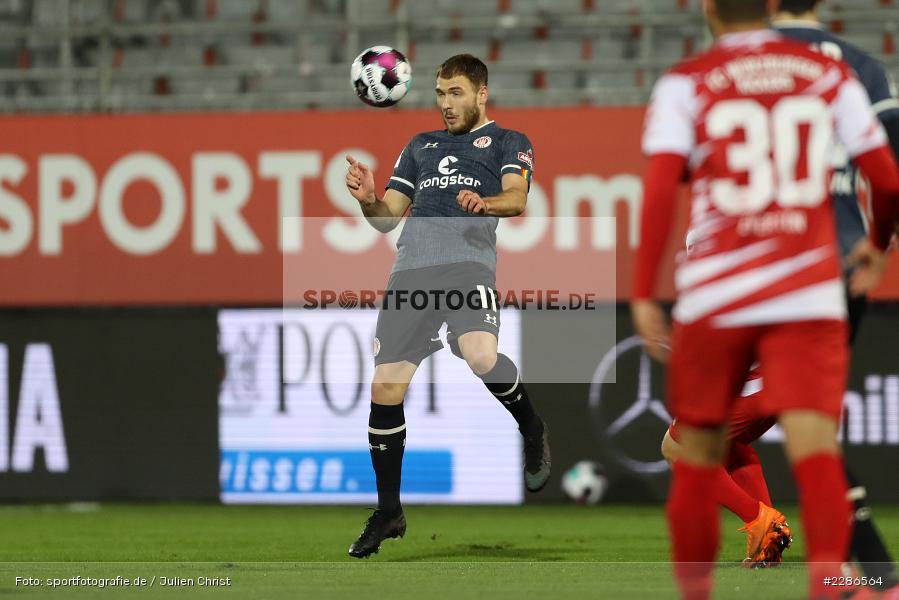 Maximilian Dittgen, FLYERALARM Arena, Würzburg, 06.01.2021, DFL, sport, action, Fussball, Deutschland, Januar 2021, Saison 2020/2021, FCSP, FWK, Bundesliga, 2. Bundesliga, FC St. Pauli, FC Würzburger Kickers - Bild-ID: 2286564