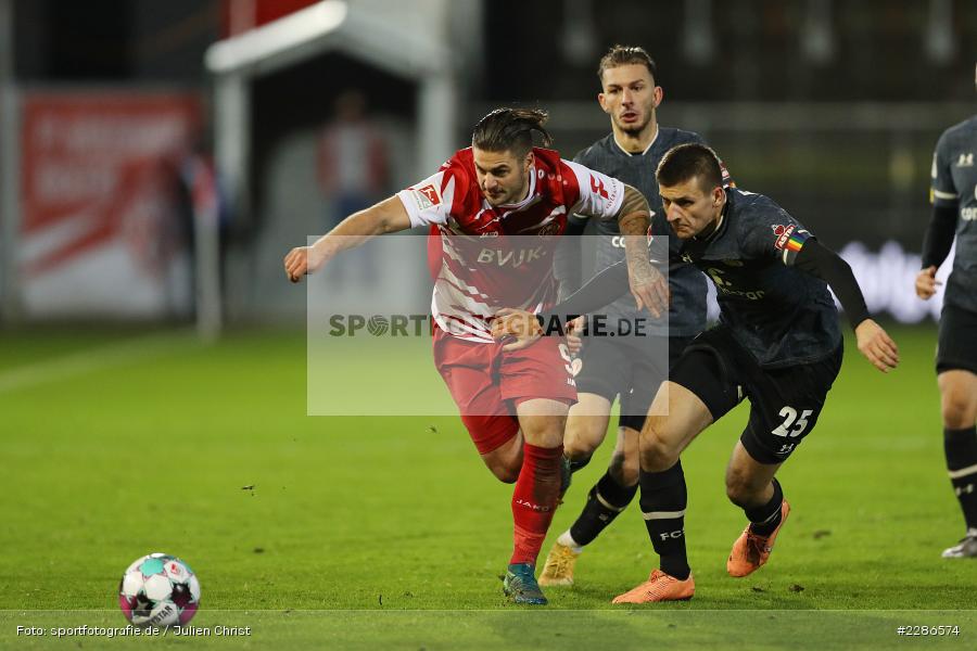 Adam Dzwigala, Dominic Baumann, FLYERALARM Arena, Würzburg, 06.01.2021, DFL, sport, action, Fussball, Deutschland, Januar 2021, Saison 2020/2021, FCSP, FWK, Bundesliga, 2. Bundesliga, FC St. Pauli, FC Würzburger Kickers - Bild-ID: 2286574 Adam Dzwigala, Dominic Baumann, FLYERALARM Arena, Würzburg, 06.01.2021, DFL, sport, action, Fussball, Deutschland, Januar 2021, Saison 2020/2021, FCSP, FWK, Bundesliga, 2. Bundesliga, FC St. Pauli, FC Würzburger Kickers - Bild-ID: 2286574