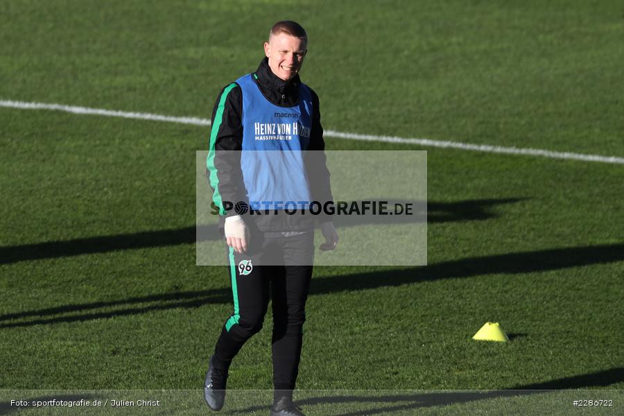 Philipp Ochs, Merck-Stadion, Darmstadt, 10.01.2021, DFL, sport, action, Fussball, Deutschland, Januar 2021, Saison 2020/2021, H96, D98, Bundesliga, 2. Bundesliga, Hannover 96, SV Darmstadt 98 - Bild-ID: 2286722 Philipp Ochs, Merck-Stadion, Darmstadt, 10.01.2021, DFL, sport, action, Fussball, Deutschland, Januar 2021, Saison 2020/2021, H96, D98, Bundesliga, 2. Bundesliga, Hannover 96, SV Darmstadt 98 - Bild-ID: 2286722