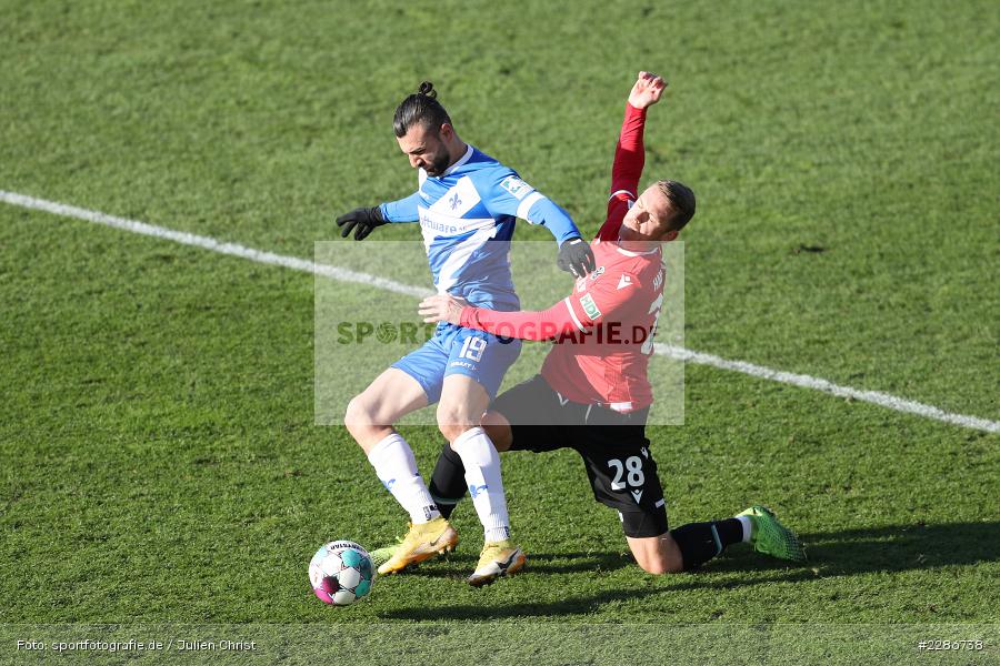 Marcel Franke, Serdar Dursun, Merck-Stadion, Darmstadt, 10.01.2021, DFL, sport, action, Fussball, Deutschland, Januar 2021, Saison 2020/2021, H96, D98, Bundesliga, 2. Bundesliga, Hannover 96, SV Darmstadt 98 - Bild-ID: 2286738 Marcel Franke, Serdar Dursun, Merck-Stadion, Darmstadt, 10.01.2021, DFL, sport, action, Fussball, Deutschland, Januar 2021, Saison 2020/2021, H96, D98, Bundesliga, 2. Bundesliga, Hannover 96, SV Darmstadt 98 - Bild-ID: 2286738