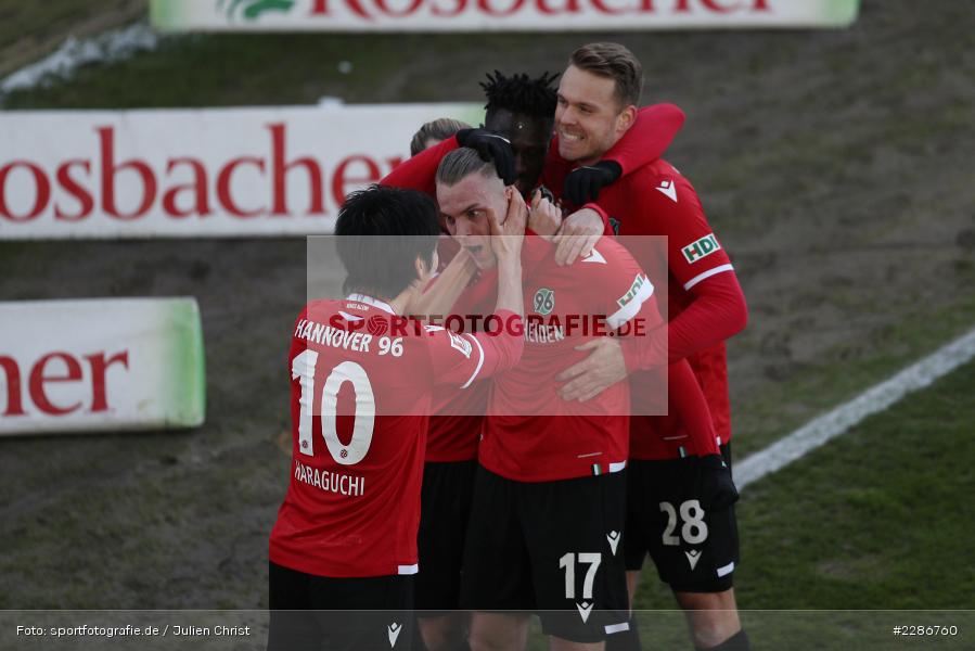 Marcel Franke, Kingsley Schindler, Genki Haraguchi, Bo Niklas Hult, Freude, Emotionen, Torjubel, Marvin Ducksch, Merck-Stadion, Darmstadt, 10.01.2021, DFL, sport, action, Fussball, Deutschland, Januar 2021, Saison 2020/2021, H96, D98, Bundesliga, 2. Bundesliga, Hannover 96, SV Darmstadt 98 - Bild-ID: 2286760 Marcel Franke, Kingsley Schindler, Genki Haraguchi, Bo Niklas Hult, Freude, Emotionen, Torjubel, Marvin Ducksch, Merck-Stadion, Darmstadt, 10.01.2021, DFL, sport, action, Fussball, Deutschland, Januar 2021, Saison 2020/2021, H96, D98, Bundesliga, 2. Bundesliga, Hannover 96, SV Darmstadt 98 - Bild-ID: 2286760