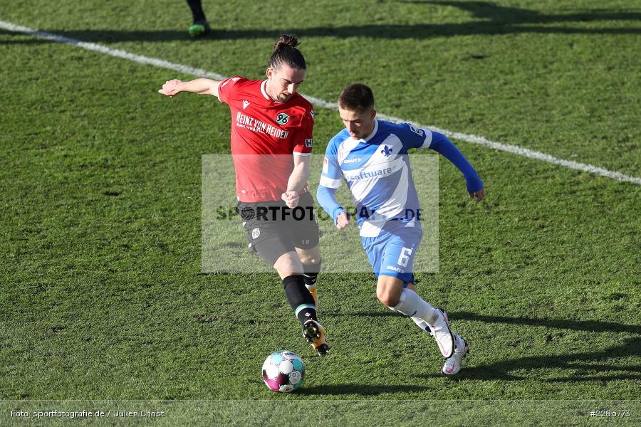 Marvin Mehlem, Valmir Sulejmani, Merck-Stadion, Darmstadt, 10.01.2021, DFL, sport, action, Fussball, Deutschland, Januar 2021, Saison 2020/2021, H96, D98, Bundesliga, 2. Bundesliga, Hannover 96, SV Darmstadt 98 - Bild-ID: 2286773 Marvin Mehlem, Valmir Sulejmani, Merck-Stadion, Darmstadt, 10.01.2021, DFL, sport, action, Fussball, Deutschland, Januar 2021, Saison 2020/2021, H96, D98, Bundesliga, 2. Bundesliga, Hannover 96, SV Darmstadt 98 - Bild-ID: 2286773