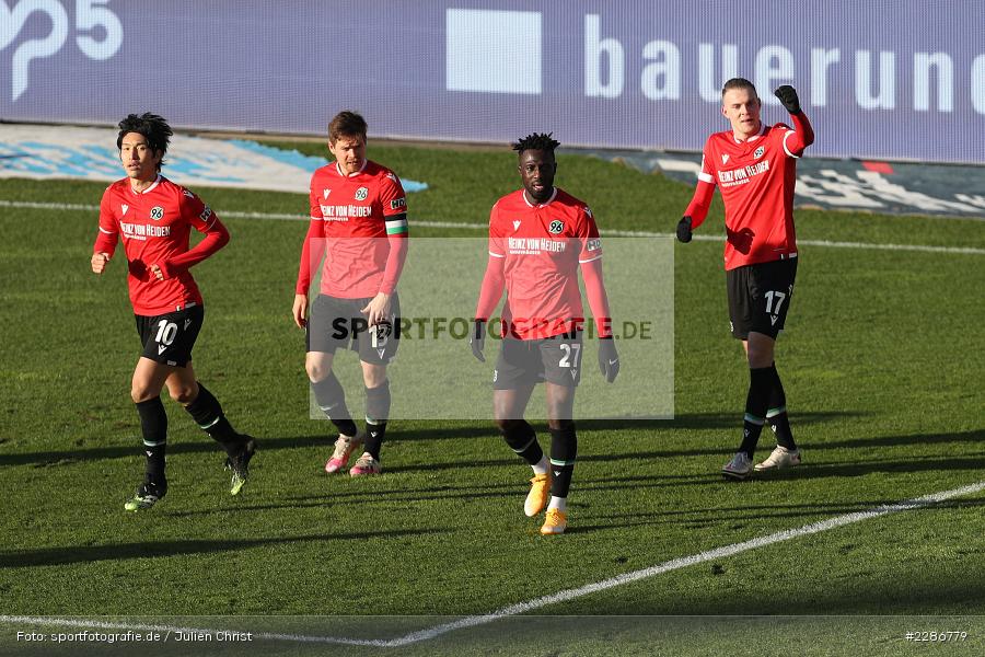Emotionen, Torjubel, Dominik Kaiser, Kingsley Schindler, Marvin Ducksch, Merck-Stadion, Darmstadt, 10.01.2021, DFL, sport, action, Fussball, Deutschland, Januar 2021, Saison 2020/2021, H96, D98, Bundesliga, 2. Bundesliga, Hannover 96, SV Darmstadt 98 - Bild-ID: 2286779 Emotionen, Torjubel, Dominik Kaiser, Kingsley Schindler, Marvin Ducksch, Merck-Stadion, Darmstadt, 10.01.2021, DFL, sport, action, Fussball, Deutschland, Januar 2021, Saison 2020/2021, H96, D98, Bundesliga, 2. Bundesliga, Hannover 96, SV Darmstadt 98 - Bild-ID: 2286779