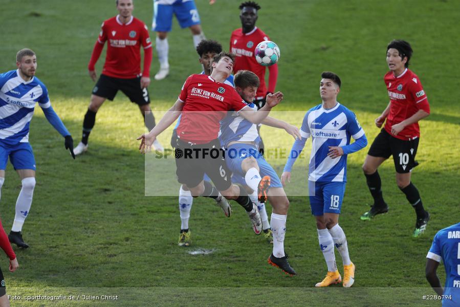Lars Lukas Mai, Jaka Bijol, Merck-Stadion, Darmstadt, 10.01.2021, DFL, sport, action, Fussball, Deutschland, Januar 2021, Saison 2020/2021, H96, D98, Bundesliga, 2. Bundesliga, Hannover 96, SV Darmstadt 98 - Bild-ID: 2286794 Lars Lukas Mai, Jaka Bijol, Merck-Stadion, Darmstadt, 10.01.2021, DFL, sport, action, Fussball, Deutschland, Januar 2021, Saison 2020/2021, H96, D98, Bundesliga, 2. Bundesliga, Hannover 96, SV Darmstadt 98 - Bild-ID: 2286794