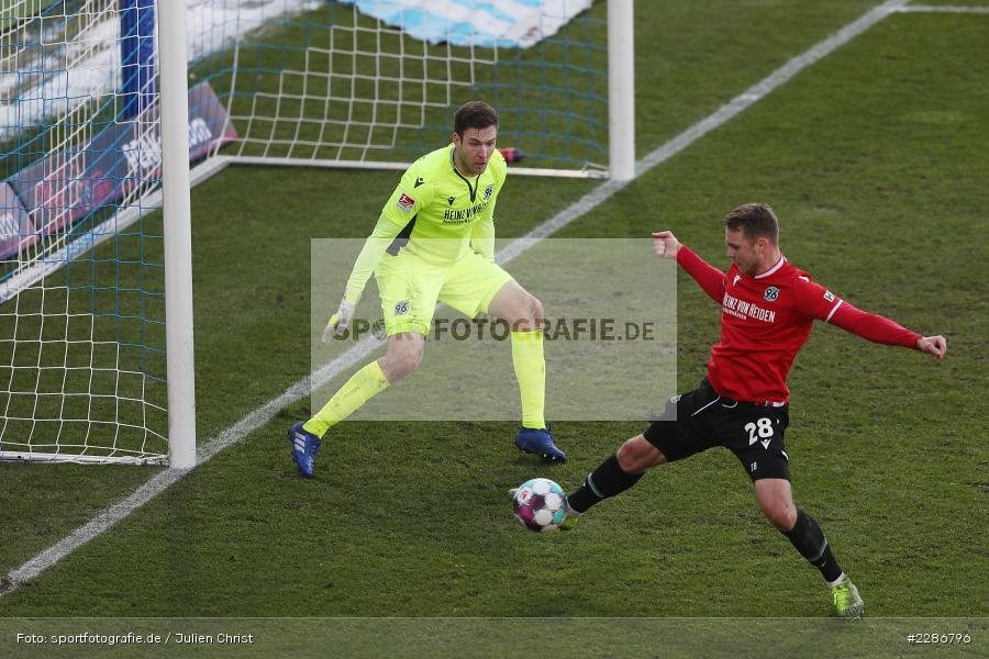 Michael Esser, Marcel Franke, Merck-Stadion, Darmstadt, 10.01.2021, DFL, sport, action, Fussball, Deutschland, Januar 2021, Saison 2020/2021, H96, D98, Bundesliga, 2. Bundesliga, Hannover 96, SV Darmstadt 98 - Bild-ID: 2286796 Michael Esser, Marcel Franke, Merck-Stadion, Darmstadt, 10.01.2021, DFL, sport, action, Fussball, Deutschland, Januar 2021, Saison 2020/2021, H96, D98, Bundesliga, 2. Bundesliga, Hannover 96, SV Darmstadt 98 - Bild-ID: 2286796