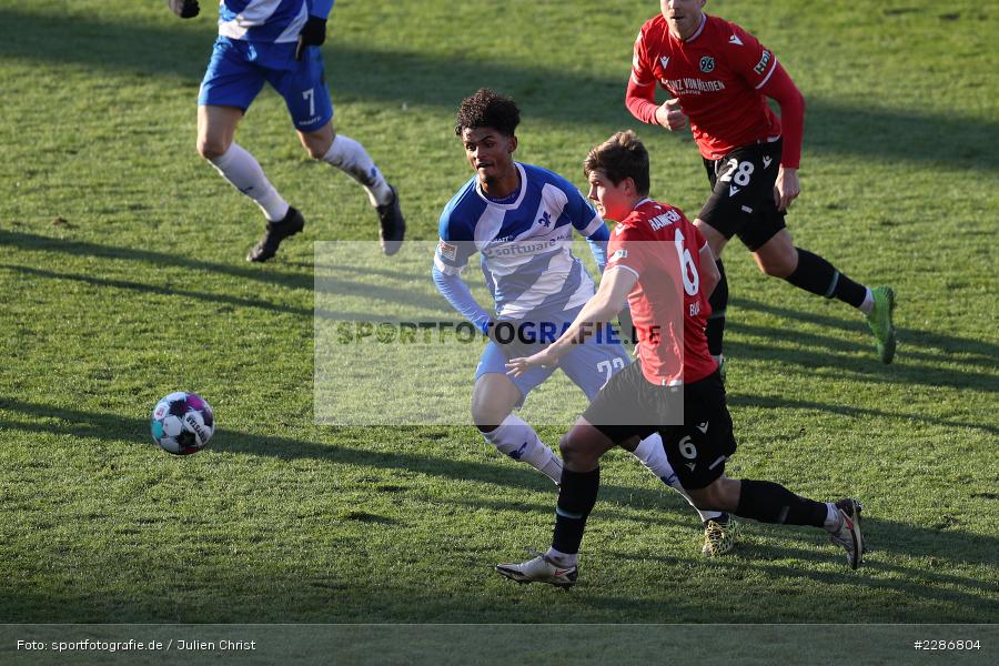 Jaka Bijol, Aaron Seydel, Merck-Stadion, Darmstadt, 10.01.2021, DFL, sport, action, Fussball, Deutschland, Januar 2021, Saison 2020/2021, H96, D98, Bundesliga, 2. Bundesliga, Hannover 96, SV Darmstadt 98 - Bild-ID: 2286804 Jaka Bijol, Aaron Seydel, Merck-Stadion, Darmstadt, 10.01.2021, DFL, sport, action, Fussball, Deutschland, Januar 2021, Saison 2020/2021, H96, D98, Bundesliga, 2. Bundesliga, Hannover 96, SV Darmstadt 98 - Bild-ID: 2286804