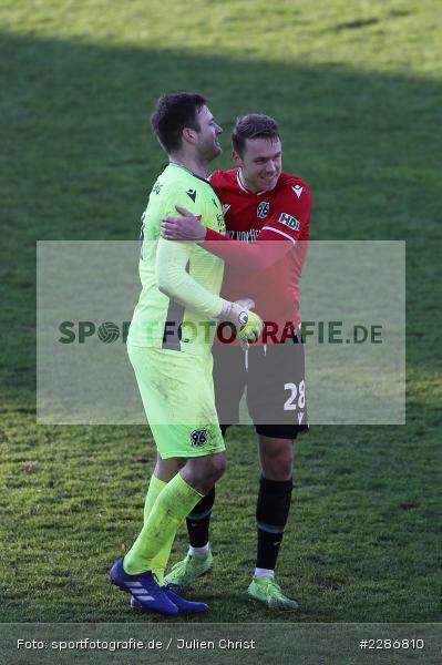 Marcel Franke, Michael Esser, Merck-Stadion, Darmstadt, 10.01.2021, DFL, sport, action, Fussball, Deutschland, Januar 2021, Saison 2020/2021, H96, D98, Bundesliga, 2. Bundesliga, Hannover 96, SV Darmstadt 98 - Bild-ID: 2286810 Marcel Franke, Michael Esser, Merck-Stadion, Darmstadt, 10.01.2021, DFL, sport, action, Fussball, Deutschland, Januar 2021, Saison 2020/2021, H96, D98, Bundesliga, 2. Bundesliga, Hannover 96, SV Darmstadt 98 - Bild-ID: 2286810