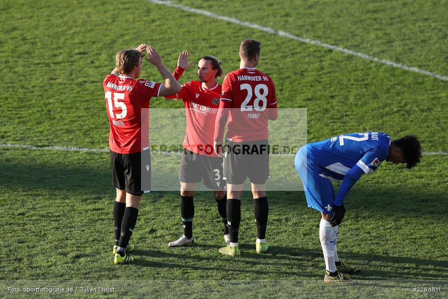 Emotionen, enttäuscht, Aaron Seydel, Sieg, Jubel, Marcel Franke, Bo Niklas Hult, Timo Hübers, Merck-Stadion, Darmstadt, 10.01.2021, DFL, sport, action, Fussball, Deutschland, Januar 2021, Saison 2020/2021, H96, D98, Bundesliga, 2. Bundesliga, Hannover 96, SV Darmstadt 98 - Bild-ID: 2286811