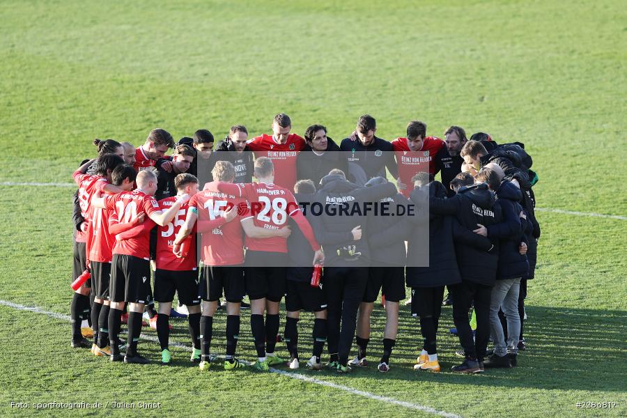 Zusammenhalt, Team, Mannschaftskreis, Merck-Stadion, Darmstadt, 10.01.2021, DFL, sport, action, Fussball, Deutschland, Januar 2021, Saison 2020/2021, H96, D98, Bundesliga, 2. Bundesliga, Hannover 96, SV Darmstadt 98 - Bild-ID: 2286819 Zusammenhalt, Team, Mannschaftskreis, Merck-Stadion, Darmstadt, 10.01.2021, DFL, sport, action, Fussball, Deutschland, Januar 2021, Saison 2020/2021, H96, D98, Bundesliga, 2. Bundesliga, Hannover 96, SV Darmstadt 98 - Bild-ID: 2286819