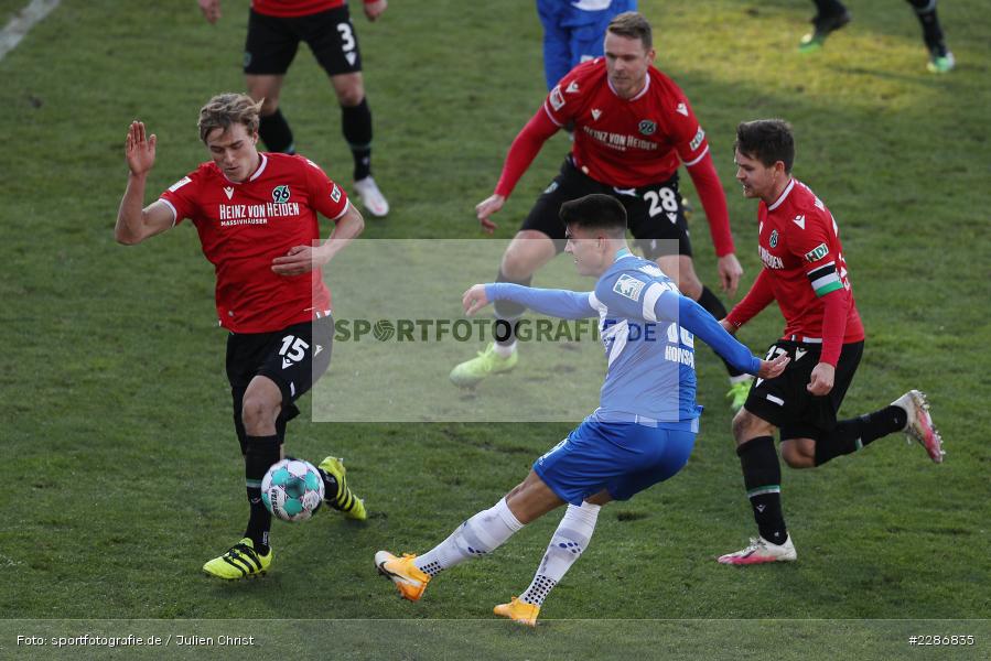Marcel Franke, Dominik Kaiser, Timo Hübers, Mathias Honsak, Merck-Stadion, Darmstadt, 10.01.2021, DFL, sport, action, Fussball, Deutschland, Januar 2021, Saison 2020/2021, H96, D98, Bundesliga, 2. Bundesliga, Hannover 96, SV Darmstadt 98 - Bild-ID: 2286835 Marcel Franke, Dominik Kaiser, Timo Hübers, Mathias Honsak, Merck-Stadion, Darmstadt, 10.01.2021, DFL, sport, action, Fussball, Deutschland, Januar 2021, Saison 2020/2021, H96, D98, Bundesliga, 2. Bundesliga, Hannover 96, SV Darmstadt 98 - Bild-ID: 2286835
