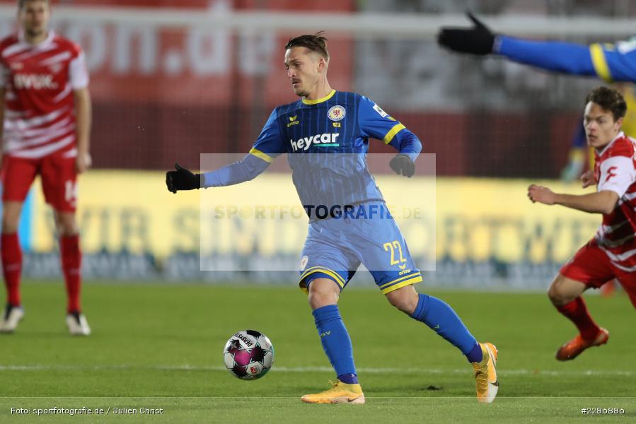 Manuel Schwenk, FLYERALARM Arena, Würzburg, 15.01.2021, DFL, sport, action, Fussball, Deutschland, Januar 2021, Saison 2020/2021, EBS, FWK, Bundesliga, 2. Bundesliga, Eintracht Braunschweig, FC Würzburger Kickers - Bild-ID: 2286886 Manuel Schwenk, FLYERALARM Arena, Würzburg, 15.01.2021, DFL, sport, action, Fussball, Deutschland, Januar 2021, Saison 2020/2021, EBS, FWK, Bundesliga, 2. Bundesliga, Eintracht Braunschweig, FC Würzburger Kickers - Bild-ID: 2286886