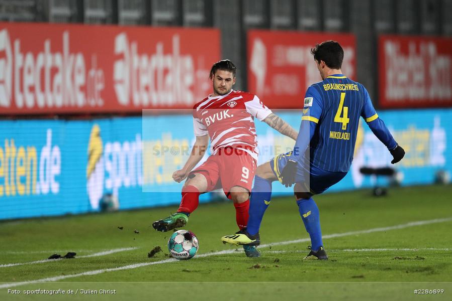 Jannis Nikolaou, Dominic Baumann, FLYERALARM Arena, Würzburg, 15.01.2021, DFL, sport, action, Fussball, Deutschland, Januar 2021, Saison 2020/2021, EBS, FWK, Bundesliga, 2. Bundesliga, Eintracht Braunschweig, FC Würzburger Kickers - Bild-ID: 2286899 Jannis Nikolaou, Dominic Baumann, FLYERALARM Arena, Würzburg, 15.01.2021, DFL, sport, action, Fussball, Deutschland, Januar 2021, Saison 2020/2021, EBS, FWK, Bundesliga, 2. Bundesliga, Eintracht Braunschweig, FC Würzburger Kickers - Bild-ID: 2286899