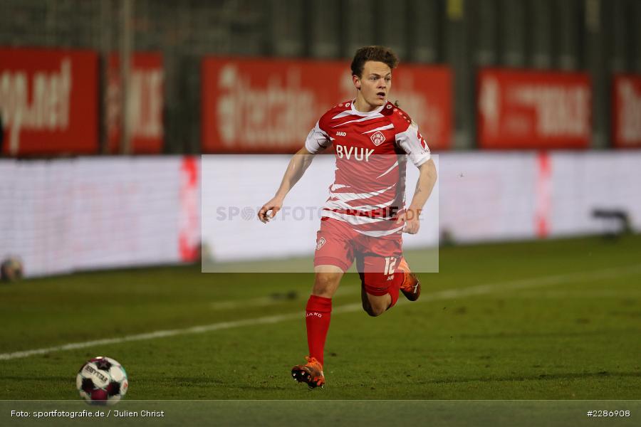 Patrick Sontheimer, FLYERALARM Arena, Würzburg, 15.01.2021, DFL, sport, action, Fussball, Deutschland, Januar 2021, Saison 2020/2021, EBS, FWK, Bundesliga, 2. Bundesliga, Eintracht Braunschweig, FC Würzburger Kickers - Bild-ID: 2286908 Patrick Sontheimer, FLYERALARM Arena, Würzburg, 15.01.2021, DFL, sport, action, Fussball, Deutschland, Januar 2021, Saison 2020/2021, EBS, FWK, Bundesliga, 2. Bundesliga, Eintracht Braunschweig, FC Würzburger Kickers - Bild-ID: 2286908