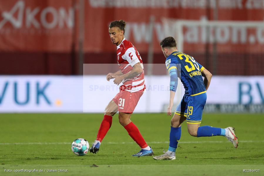 Patrick Kammerbauer, Rolf Feltscher, FLYERALARM Arena, Würzburg, 15.01.2021, DFL, sport, action, Fussball, Deutschland, Januar 2021, Saison 2020/2021, EBS, FWK, Bundesliga, 2. Bundesliga, Eintracht Braunschweig, FC Würzburger Kickers - Bild-ID: 2286921 Patrick Kammerbauer, Rolf Feltscher, FLYERALARM Arena, Würzburg, 15.01.2021, DFL, sport, action, Fussball, Deutschland, Januar 2021, Saison 2020/2021, EBS, FWK, Bundesliga, 2. Bundesliga, Eintracht Braunschweig, FC Würzburger Kickers - Bild-ID: 2286921