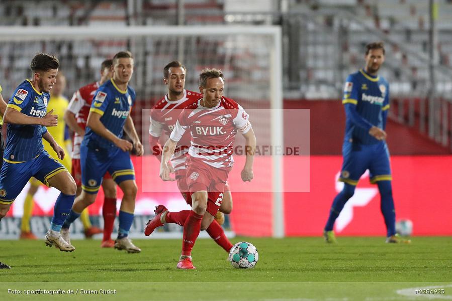 Arne Feick, FLYERALARM Arena, Würzburg, 15.01.2021, DFL, sport, action, Fussball, Deutschland, Januar 2021, Saison 2020/2021, EBS, FWK, Bundesliga, 2. Bundesliga, Eintracht Braunschweig, FC Würzburger Kickers - Bild-ID: 2286923 Arne Feick, FLYERALARM Arena, Würzburg, 15.01.2021, DFL, sport, action, Fussball, Deutschland, Januar 2021, Saison 2020/2021, EBS, FWK, Bundesliga, 2. Bundesliga, Eintracht Braunschweig, FC Würzburger Kickers - Bild-ID: 2286923