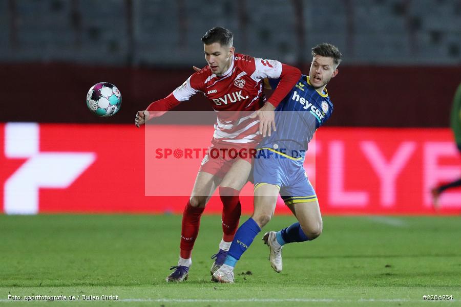 Patrick Kammerbauer, Marvin Pieringer, FLYERALARM Arena, Würzburg, 15.01.2021, DFL, sport, action, Fussball, Deutschland, Januar 2021, Saison 2020/2021, EBS, FWK, Bundesliga, 2. Bundesliga, Eintracht Braunschweig, FC Würzburger Kickers - Bild-ID: 2286934 Patrick Kammerbauer, Marvin Pieringer, FLYERALARM Arena, Würzburg, 15.01.2021, DFL, sport, action, Fussball, Deutschland, Januar 2021, Saison 2020/2021, EBS, FWK, Bundesliga, 2. Bundesliga, Eintracht Braunschweig, FC Würzburger Kickers - Bild-ID: 2286934