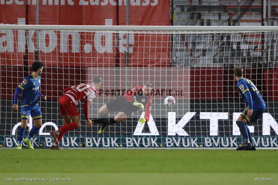 Marvin Pieringer, FLYERALARM Arena, Würzburg, 15.01.2021, DFL, sport, action, Fussball, Deutschland, Januar 2021, Saison 2020/2021, EBS, FWK, Bundesliga, 2. Bundesliga, Eintracht Braunschweig, FC Würzburger Kickers - Bild-ID: 2286942