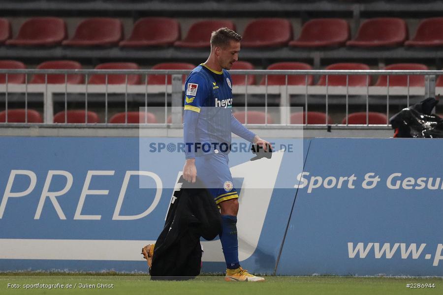 Platzverweis, Manuel Schwenk, FLYERALARM Arena, Würzburg, 15.01.2021, DFL, sport, action, Fussball, Deutschland, Januar 2021, Saison 2020/2021, EBS, FWK, Bundesliga, 2. Bundesliga, Eintracht Braunschweig, FC Würzburger Kickers - Bild-ID: 2286944 Platzverweis, Manuel Schwenk, FLYERALARM Arena, Würzburg, 15.01.2021, DFL, sport, action, Fussball, Deutschland, Januar 2021, Saison 2020/2021, EBS, FWK, Bundesliga, 2. Bundesliga, Eintracht Braunschweig, FC Würzburger Kickers - Bild-ID: 2286944