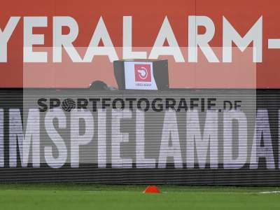 Fotos von FC Würzburger Kickers - FC St. Pauli auf sportfotografie.de