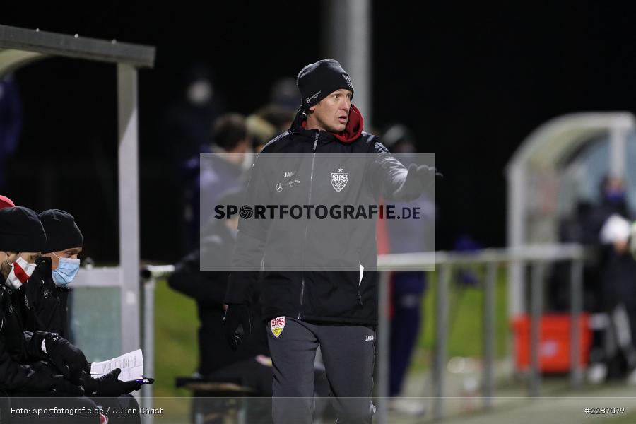 Hände, Arme, gestikuliert, Trainer, Frank Fahrenhorst, Städtisches Stadion am Prischoß, Alzenau, 19.01.2021, sport, action, Fussball, Deutschland, Januar 2021, Saison 2020/2021, VFB, FCB, Regionalliga Südwest, Regionalliga, VfB Stuttgart II, FC Bayern Alzenau - Bild-ID: 2287079 Hände, Arme, gestikuliert, Trainer, Frank Fahrenhorst, Städtisches Stadion am Prischoß, Alzenau, 19.01.2021, sport, action, Fussball, Deutschland, Januar 2021, Saison 2020/2021, VFB, FCB, Regionalliga Südwest, Regionalliga, VfB Stuttgart II, FC Bayern Alzenau - Bild-ID: 2287079
