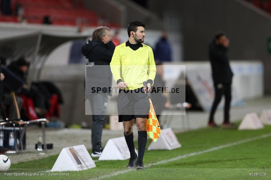 Assistent, Schiedsrichter, Stefan Fimpel, Sparda-Bank-Hessen-Stadion, Offenbach, 20.01.2021, sport, action, Fussball, Deutschland, Januar 2021, Saison 2020/2021, SV07, OFC, Regionalliga Südwest, Regionalliga, SV 07 Elversberg, Kickers Offenbach - Bild-ID: 2287228 Assistent, Schiedsrichter, Stefan Fimpel, Sparda-Bank-Hessen-Stadion, Offenbach, 20.01.2021, sport, action, Fussball, Deutschland, Januar 2021, Saison 2020/2021, SV07, OFC, Regionalliga Südwest, Regionalliga, SV 07 Elversberg, Kickers Offenbach - Bild-ID: 2287228