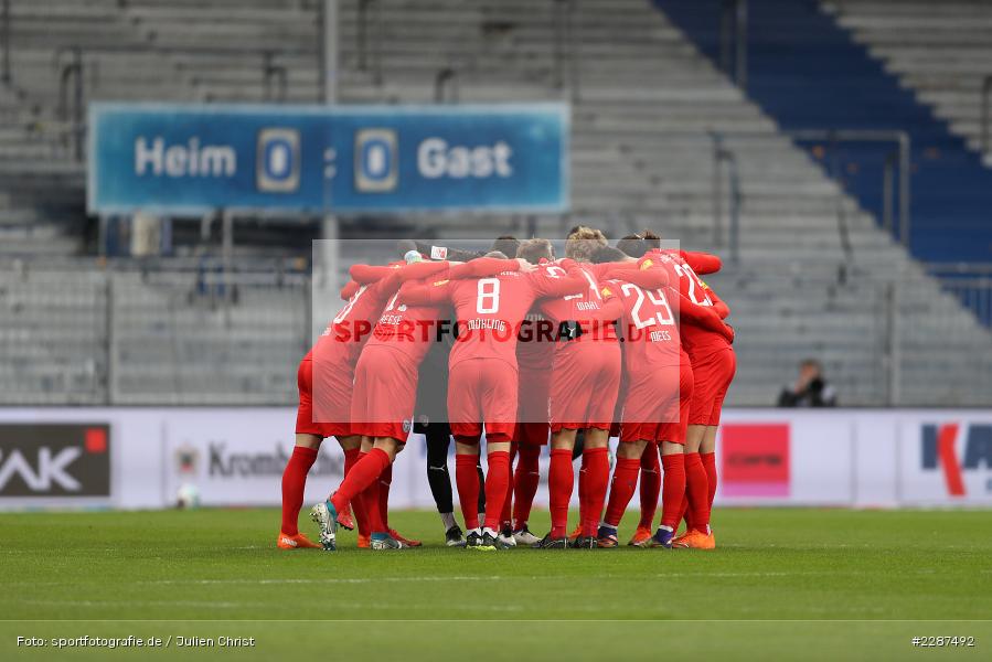 Mannschaftskreis, Merck-Stadion, Darmstadt, 24.01.2021, DFL, sport, action, Fussball, Deutschland, Januar 2021, Saison 2020/2021, KSV, D98, Bundesliga, 2. Bundesliga, Holstein Kiel, SV Darmstadt 98 - Bild-ID: 2287492 Mannschaftskreis, Merck-Stadion, Darmstadt, 24.01.2021, DFL, sport, action, Fussball, Deutschland, Januar 2021, Saison 2020/2021, KSV, D98, Bundesliga, 2. Bundesliga, Holstein Kiel, SV Darmstadt 98 - Bild-ID: 2287492
