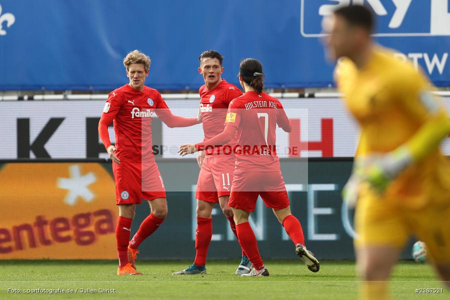 Jae-sung Lee, Johannes van den Bergh, Hände, Emotionen, Torjubel, Fabian Reese, Merck-Stadion, Darmstadt, 24.01.2021, DFL, sport, action, Fussball, Deutschland, Januar 2021, Saison 2020/2021, KSV, D98, Bundesliga, 2. Bundesliga, Holstein Kiel, SV Darmstadt 98 - Bild-ID: 2287521 Jae-sung Lee, Johannes van den Bergh, Hände, Emotionen, Torjubel, Fabian Reese, Merck-Stadion, Darmstadt, 24.01.2021, DFL, sport, action, Fussball, Deutschland, Januar 2021, Saison 2020/2021, KSV, D98, Bundesliga, 2. Bundesliga, Holstein Kiel, SV Darmstadt 98 - Bild-ID: 2287521