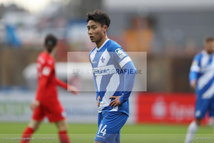 Seung-ho Paik, Merck-Stadion, Darmstadt, 24.01.2021, DFL, sport, action, Fussball, Deutschland, Januar 2021, Saison 2020/2021, KSV, D98, Bundesliga, 2. Bundesliga, Holstein Kiel, SV Darmstadt 98 - Bild-ID: 2287526 Seung-ho Paik, Merck-Stadion, Darmstadt, 24.01.2021, DFL, sport, action, Fussball, Deutschland, Januar 2021, Saison 2020/2021, KSV, D98, Bundesliga, 2. Bundesliga, Holstein Kiel, SV Darmstadt 98 - Bild-ID: 2287526